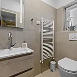 Emely For 8 People Near Porec With Heated Pool & Jacuzzi Vila *