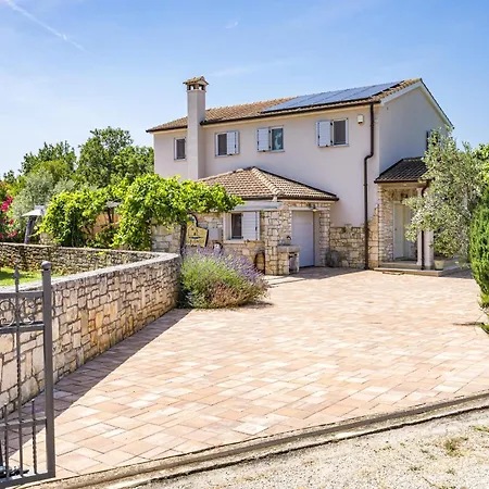 Emely For 8 People Near Porec With Heated Pool & Jacuzzi