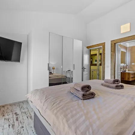 Emely For 8 People Near Porec With Heated Pool & Jacuzzi Villa