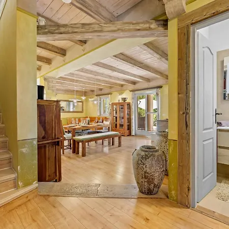 Emely For 8 People Near Porec With Heated Pool & Jacuzzi *